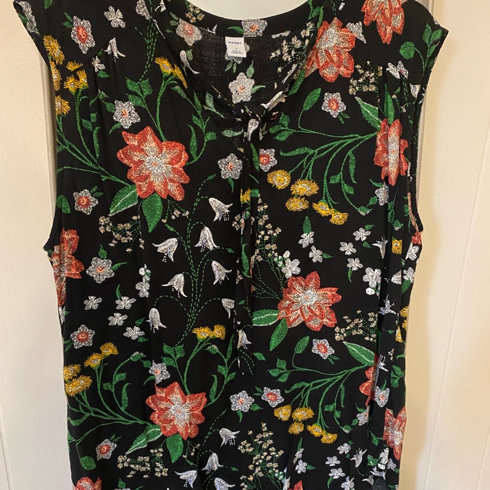 Dressy very short sleeved top